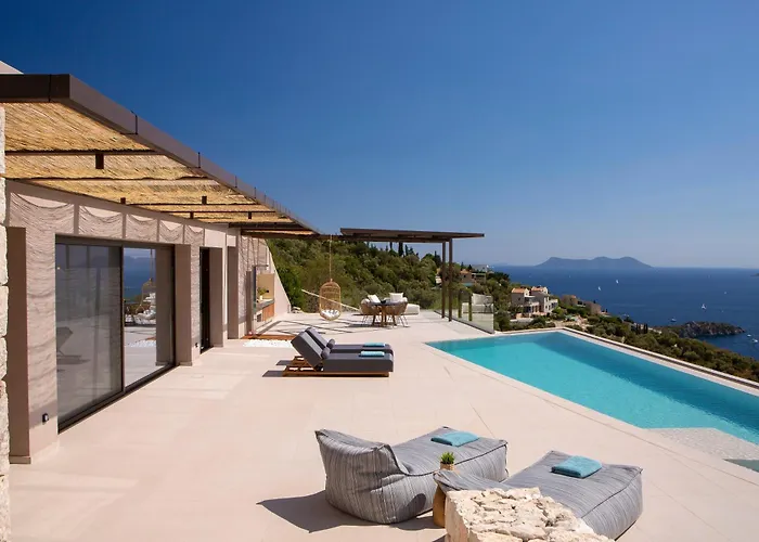 Alexandra Villa *