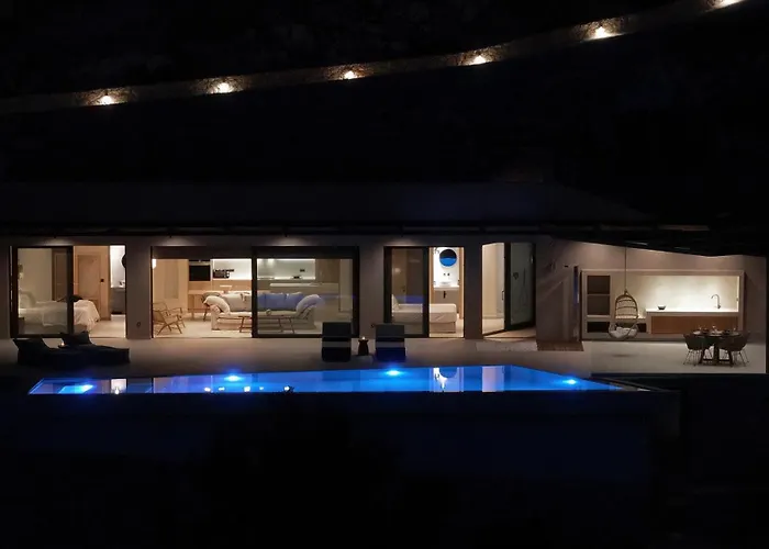 Alexandra Villa *