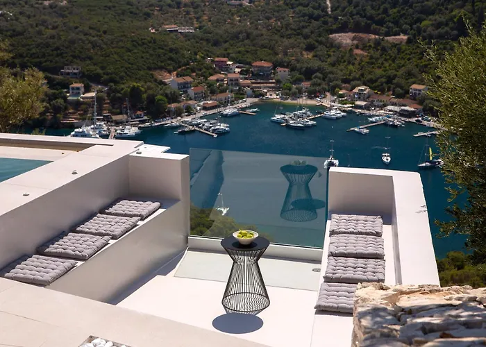 Alexandra Villa Lefkada City